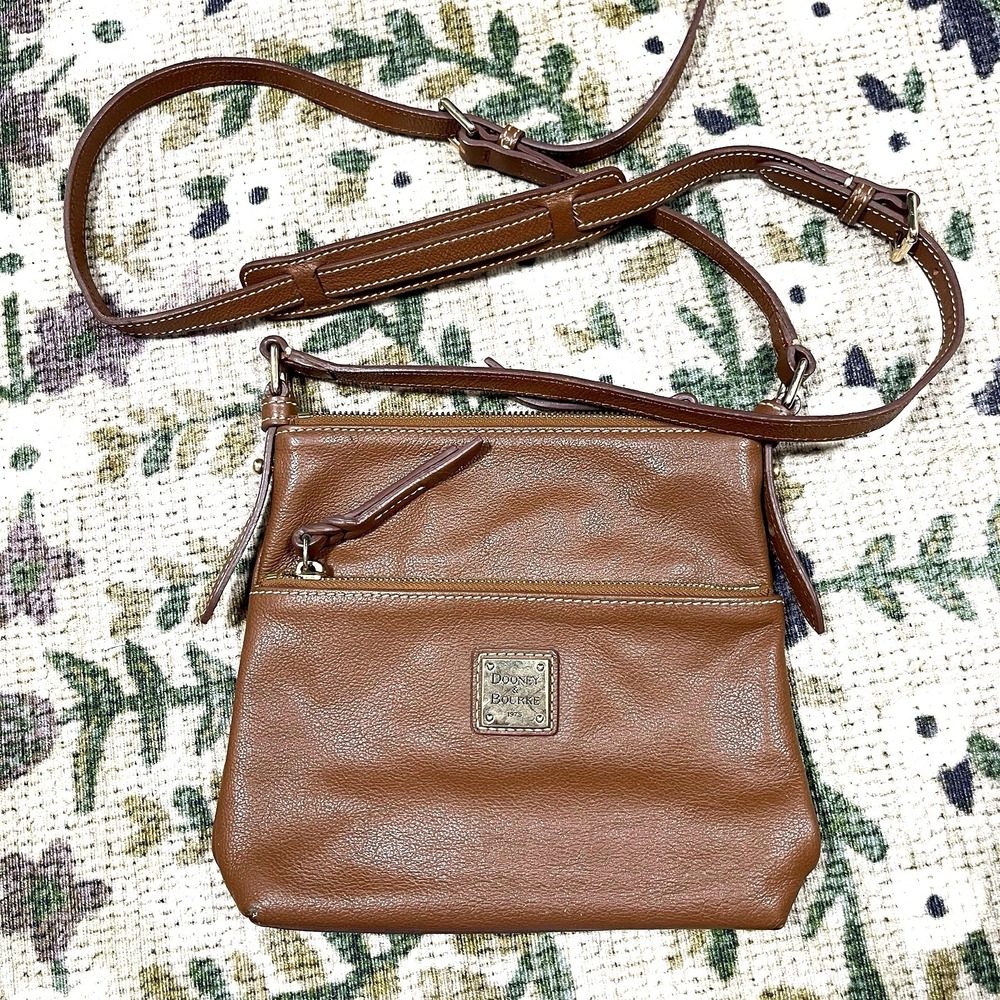 Dooneyβ and Bourke 1975 Pebble Grain Leather Crossbody Shoulder Bag Brown